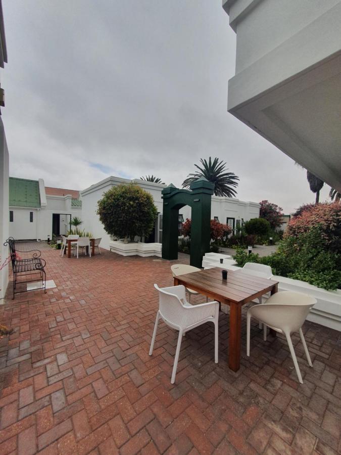 Langholm Hotel Walvis Bay Exterior foto