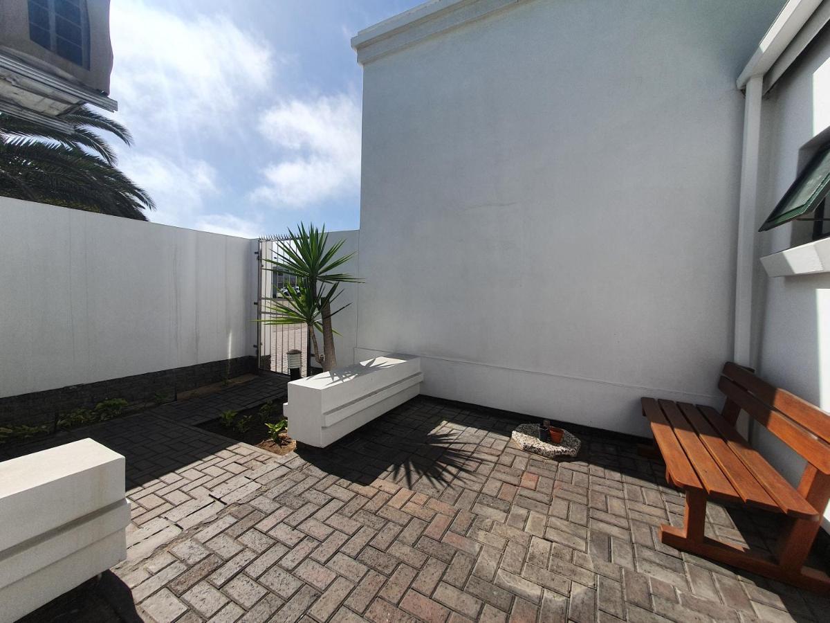 Langholm Hotel Walvis Bay Exterior foto